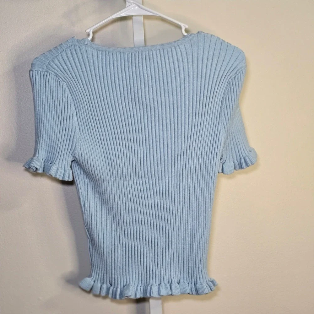 Gilli Womens Ribbed‎ Knit Ruffle Trim Short Sleeve Top Light Blue Size Large NWT